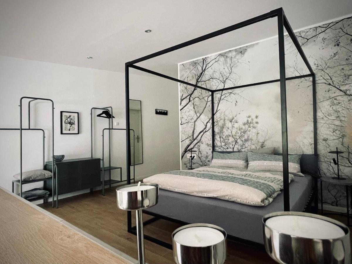 Weinlofts an der Mosel mit E10 Ladestation - Housity