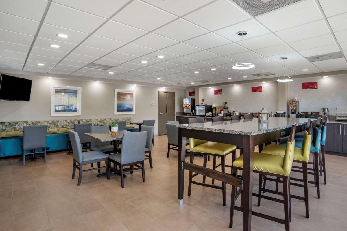 Best Western Plus Panama City Hotel - Housity