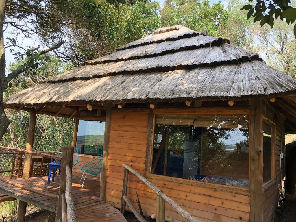 Brisas del Paraná, casas de campo, Cafe, Spa & Río - Housity