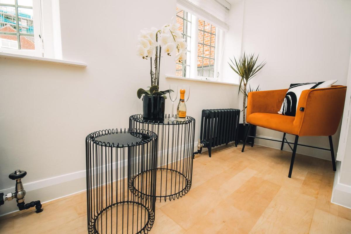 Self Contained Luxurious Apartment in Norwich - Housity