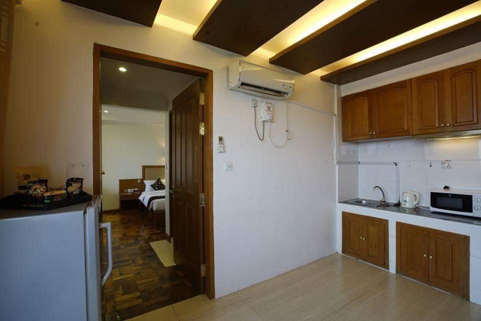 Great Wall Hotel - Mandalay - Housity