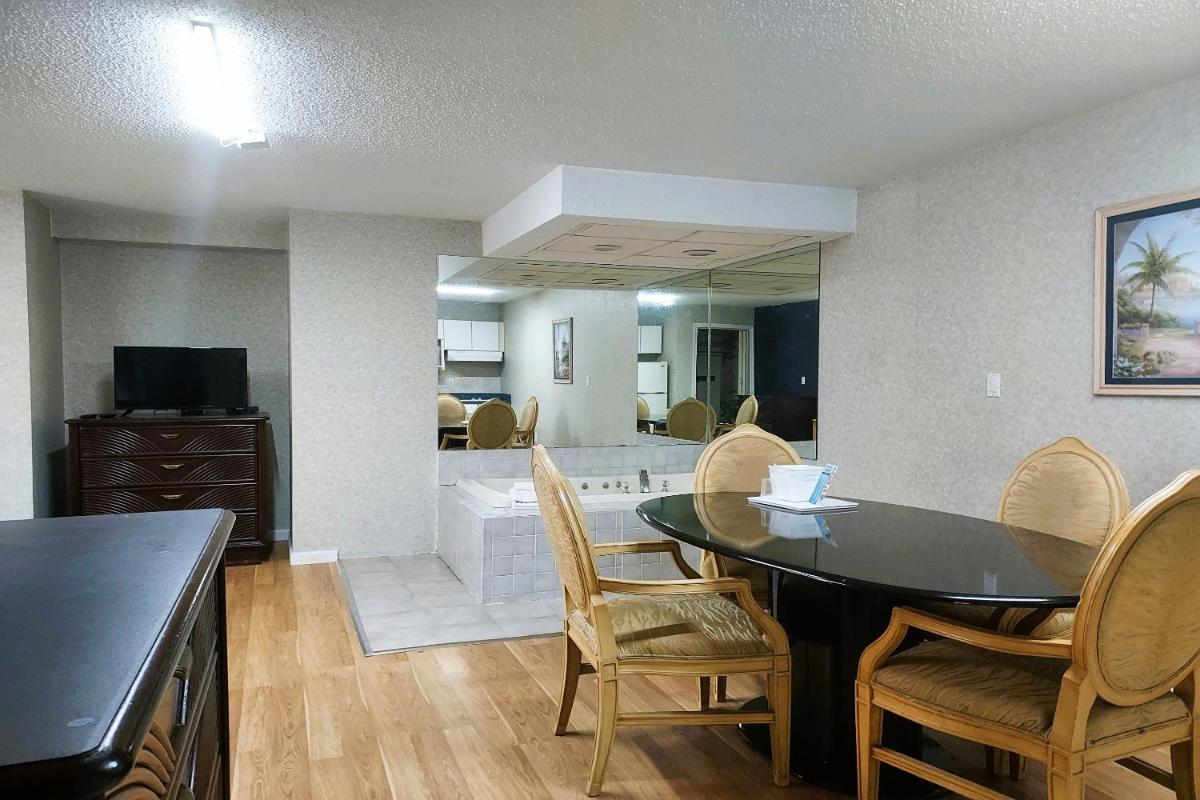 Studio Inn and Suites - Housity