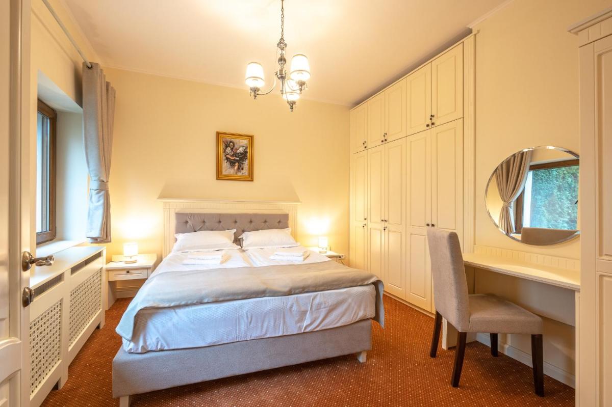 Apartament Hotel H - Housity