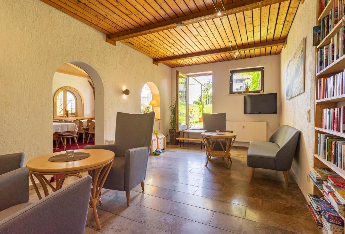 Landhotel Seeg - Housity