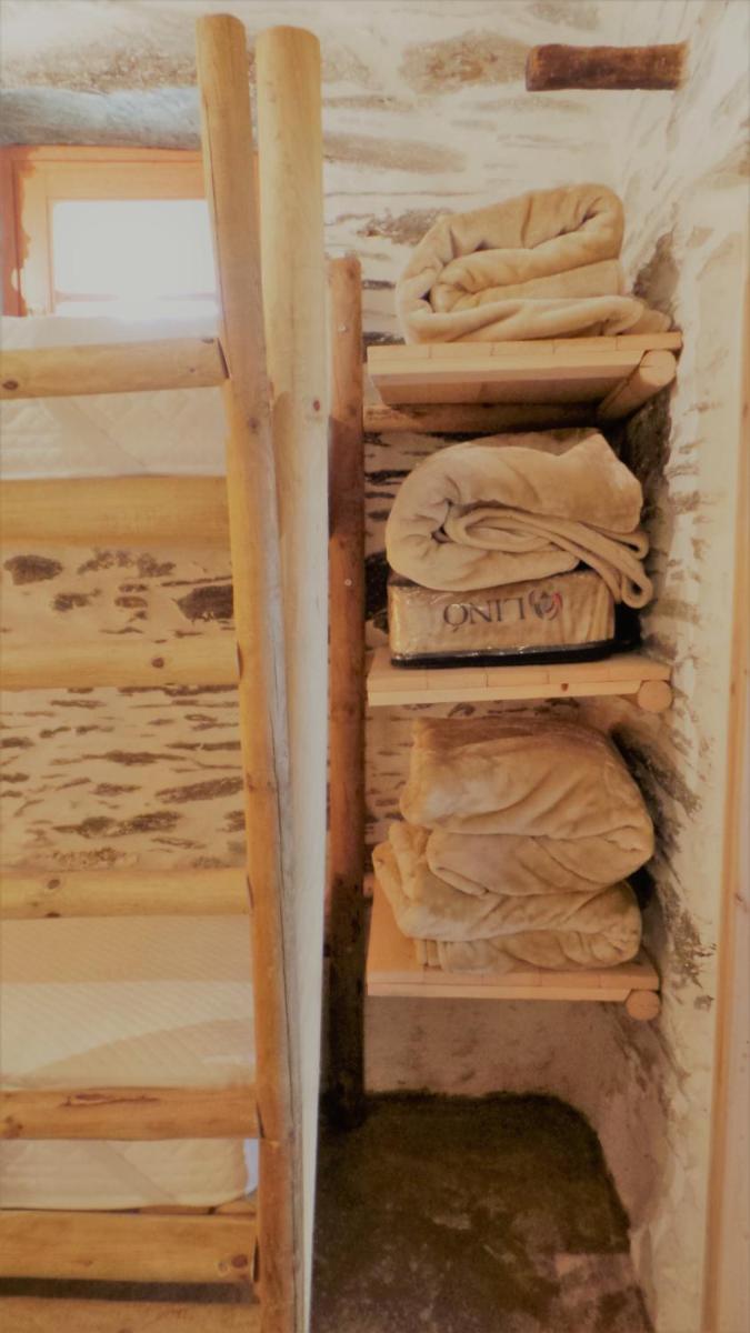 Konaki Hikers Lodge by Andros Routes - Housity