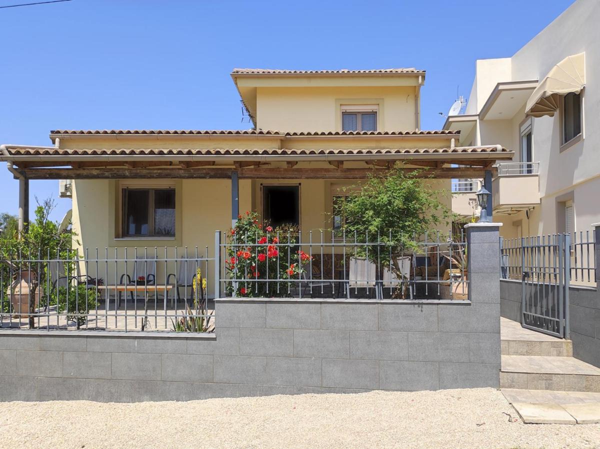 VILLA ILENIA - Housity