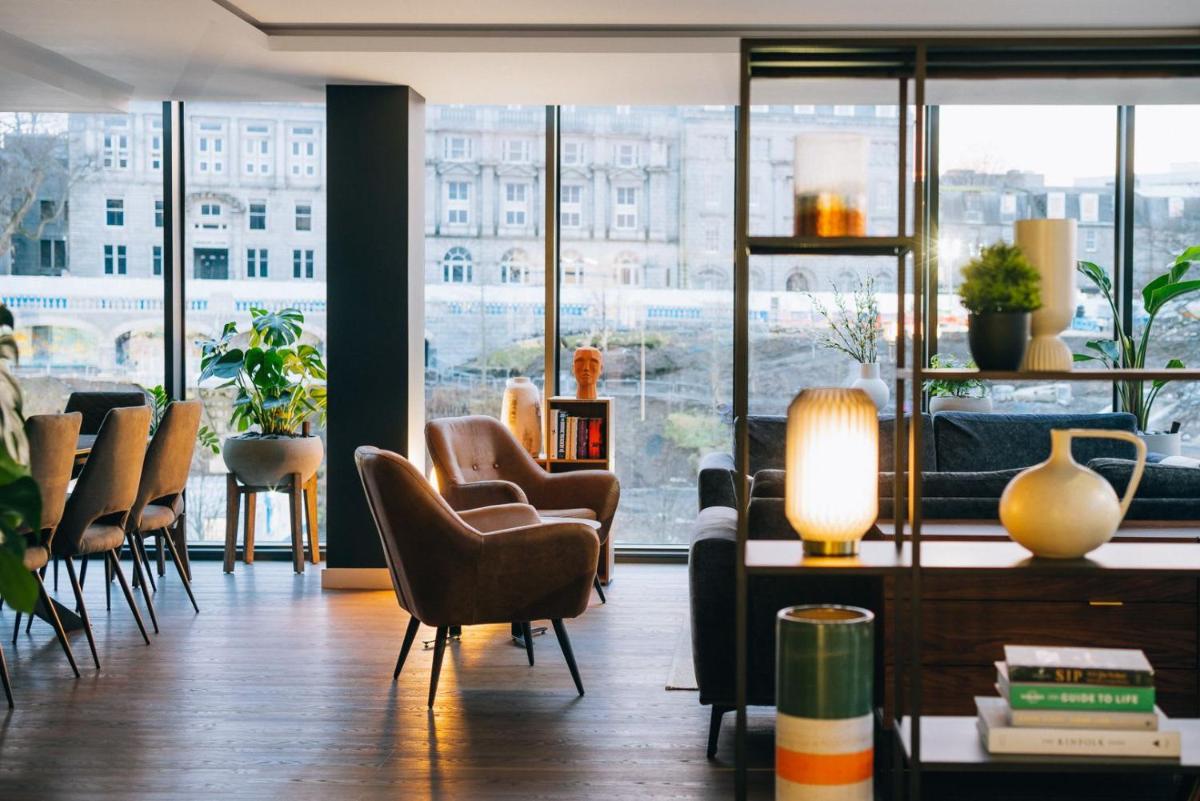 Chic Apartments and Studios at The Point in Aberdeen - Housity