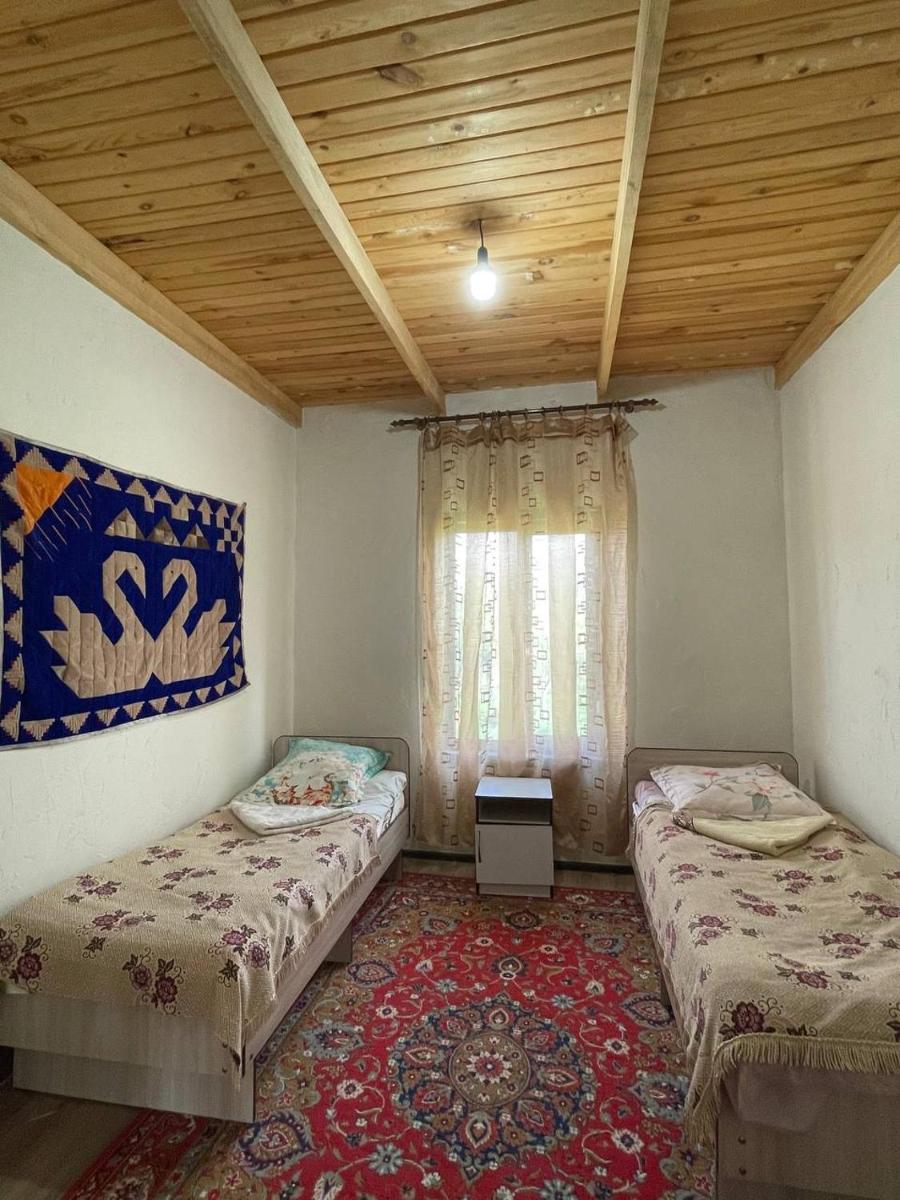 Guest House Guljan - Housity