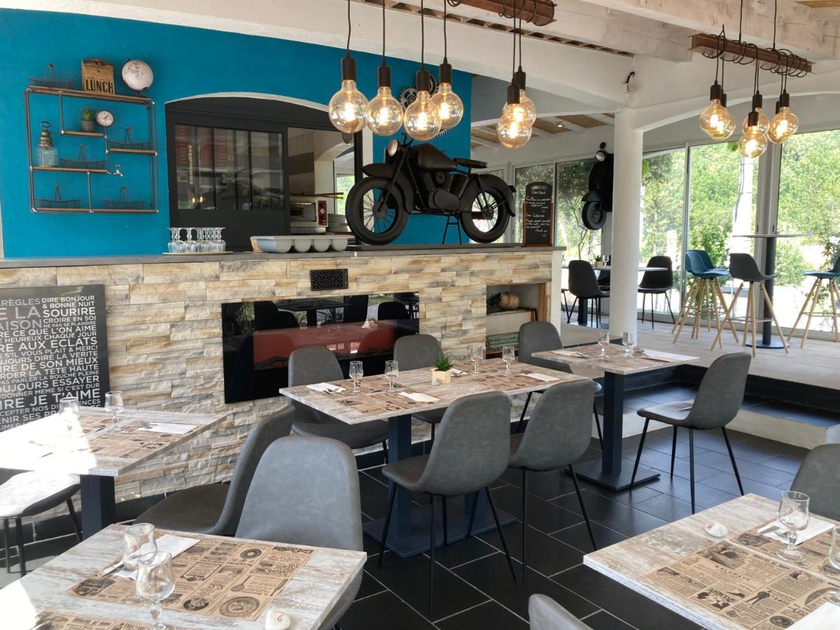 Restaurant ou autre lieu de restauration dans l'établissement Hôtel Spa L'Ermitage