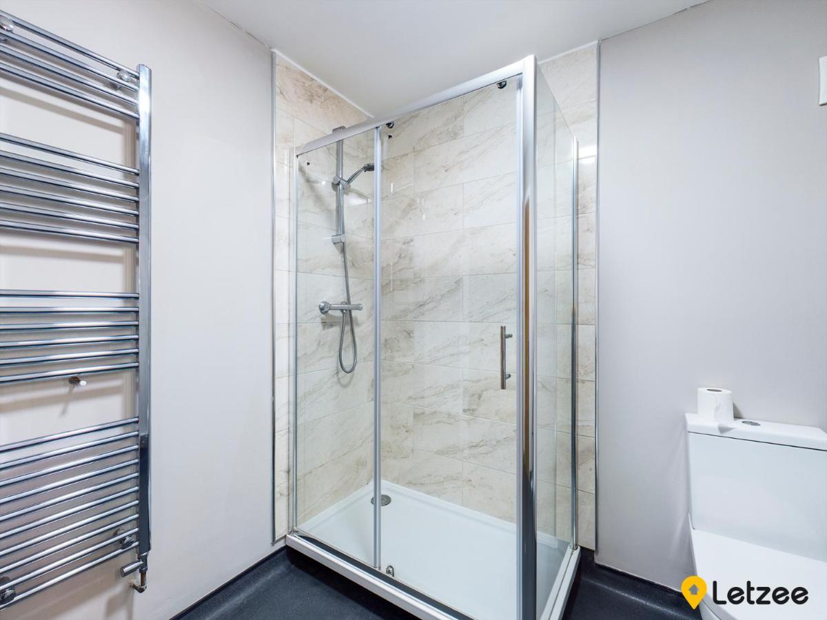 110 Fabian Way - Housity