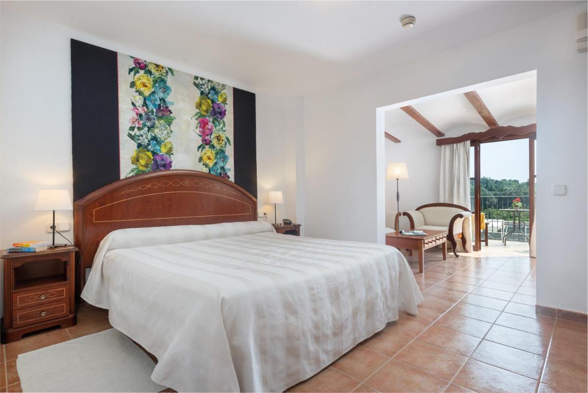 Monnaber Nou Finca Hotel & Spa - Housity