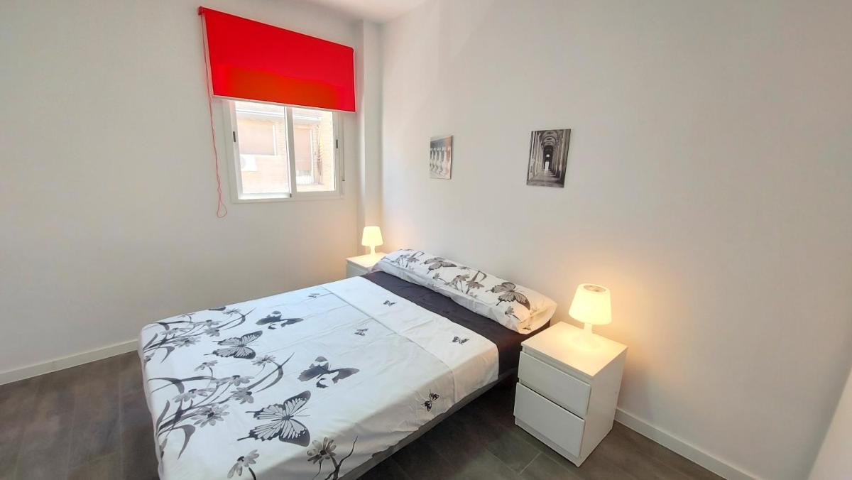 Madrid Luna House - Housity