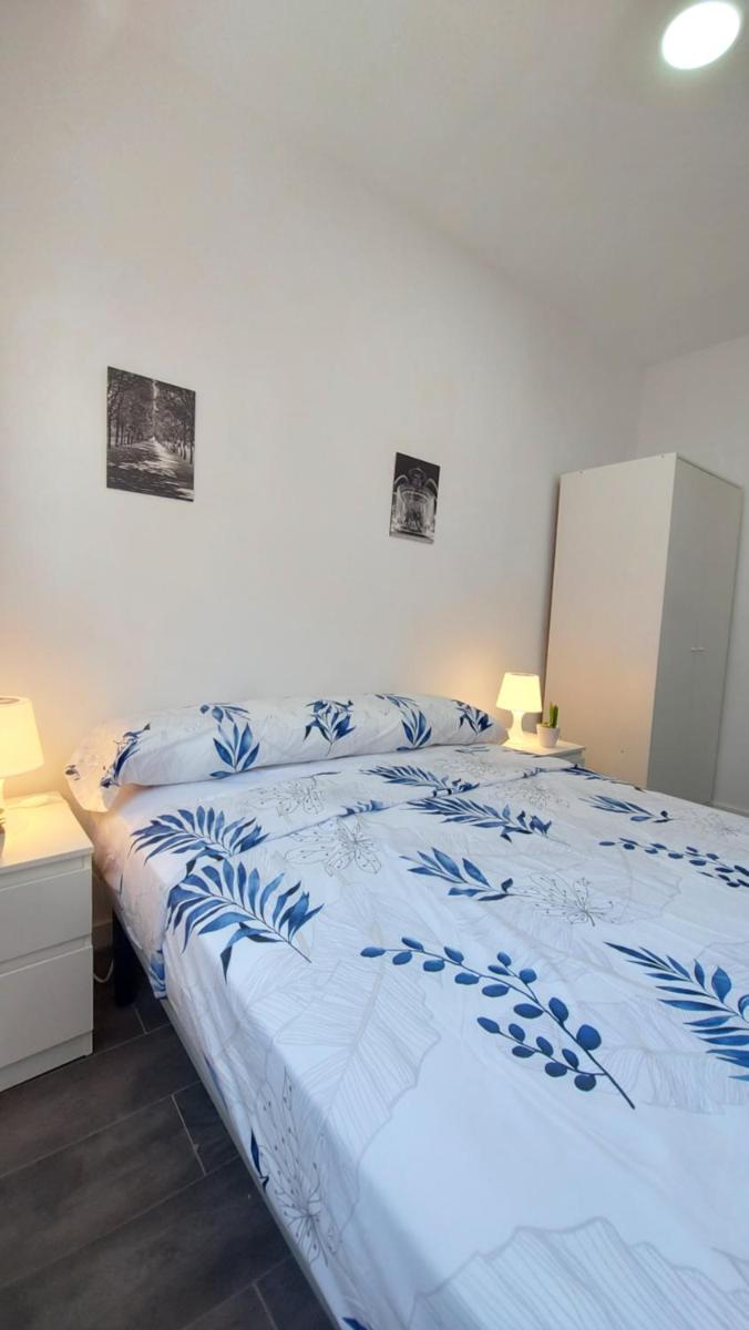 Madrid Luna House - Housity