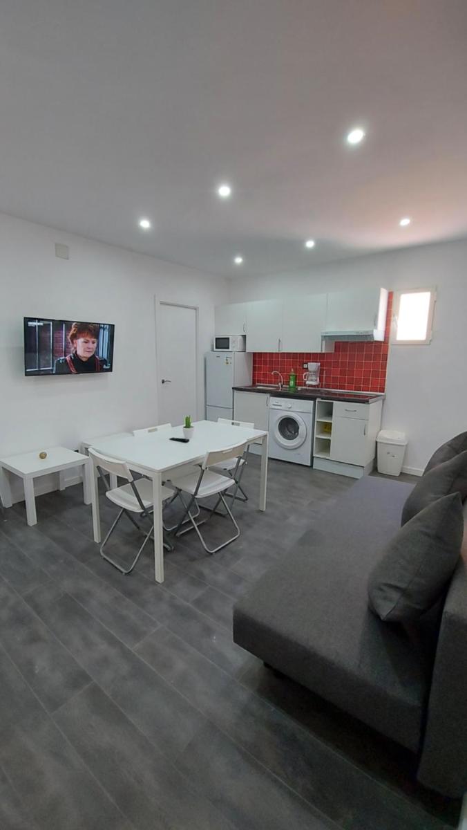 Madrid Luna House - Housity