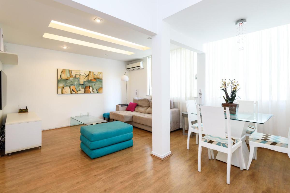 Iluminado em Copacabana - Paisagem leve - BC706 Z2 - Housity