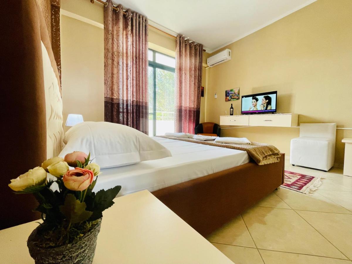 Vila3 Hotel - Housity