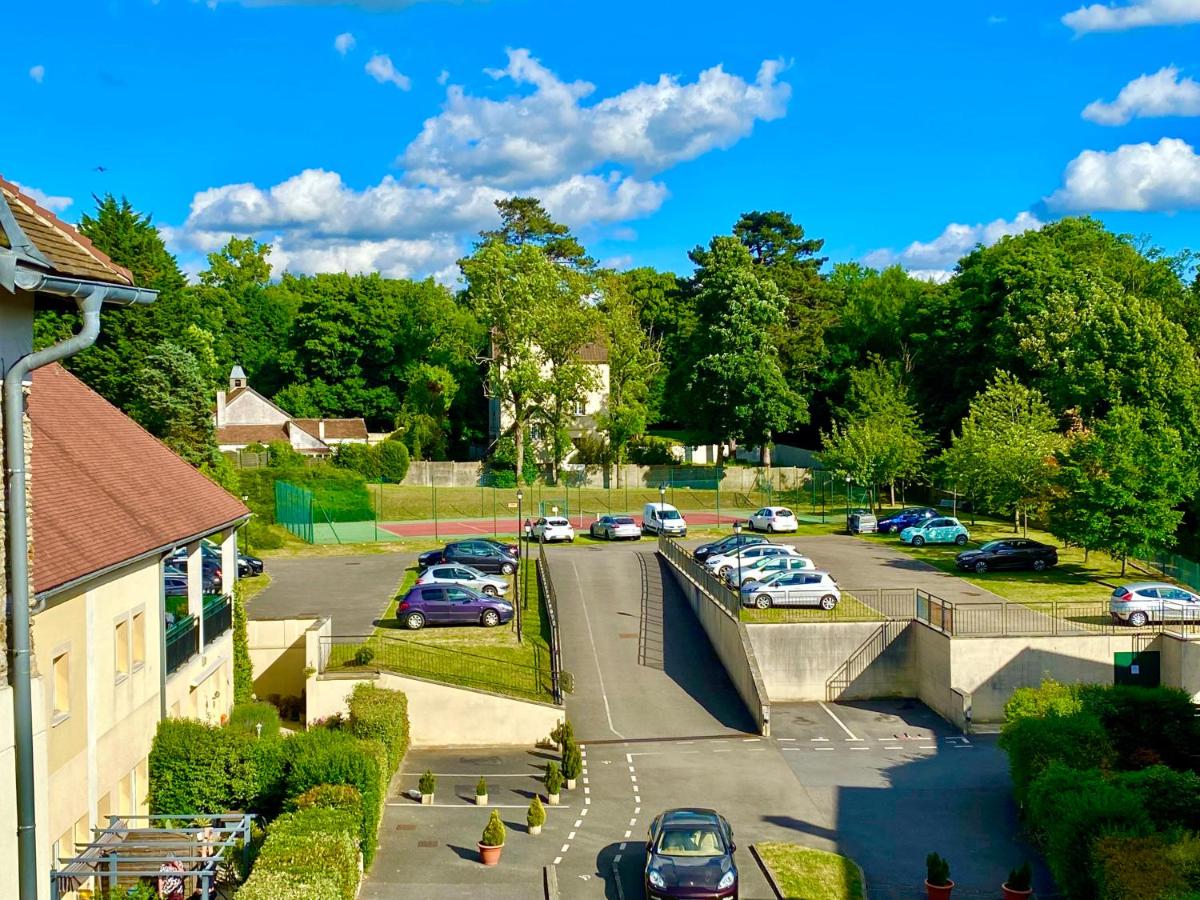 Suitetrails - Grand appartement proche Roissy, Parc Astérix, Mer de sable