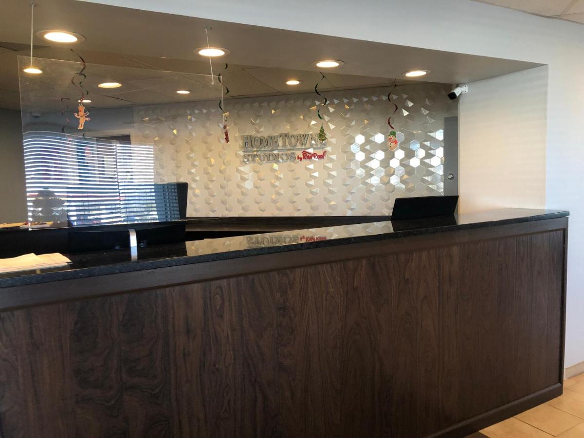 Days Inn by Wyndham Indianapolis South - Housity