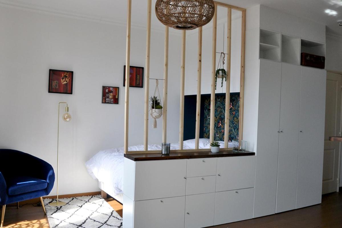 Studio Facing The Sea In Downtown Marseille - Housity
