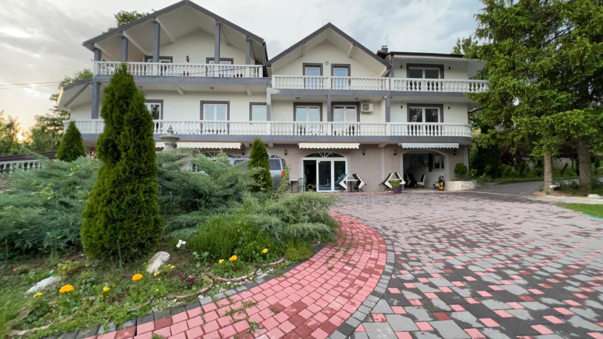 Rakovica Resort Apartments - Housity