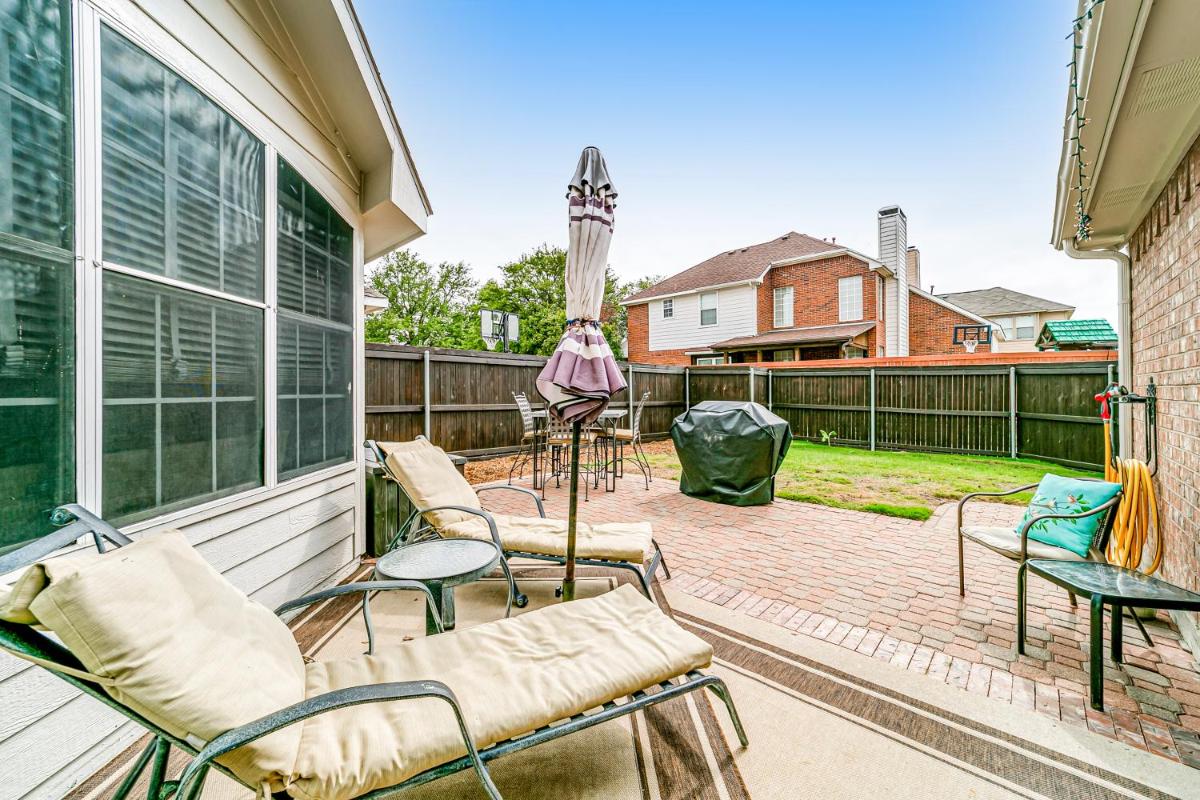 Artful Retreat in Allen - Housity