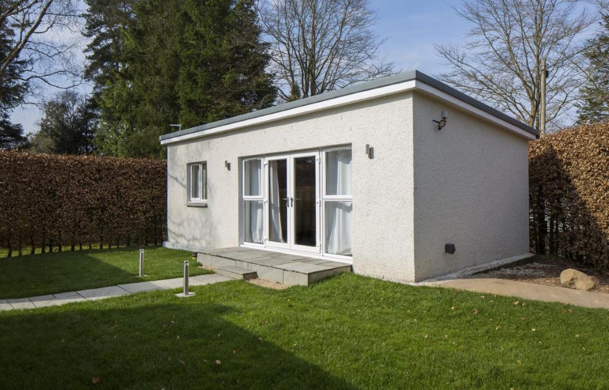 White Cottage - Cosy Holiday Cottage in Drymen, Loch Lomond & Trossachs - Housity