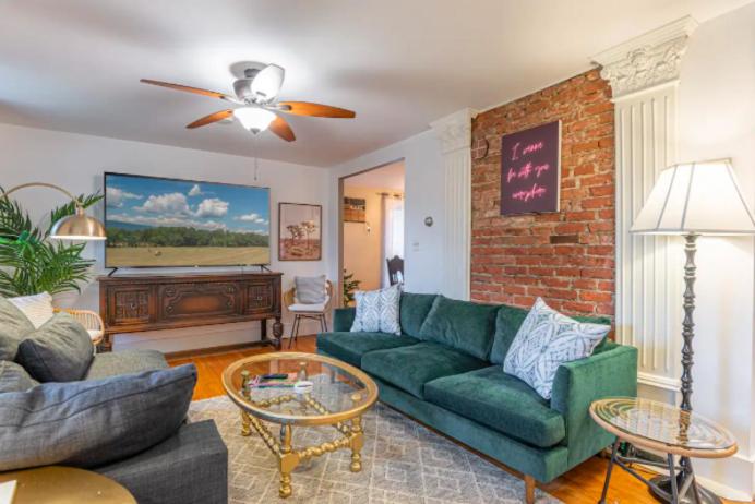 Cozy Kingston NY Cottage, In the Roundout - Housity