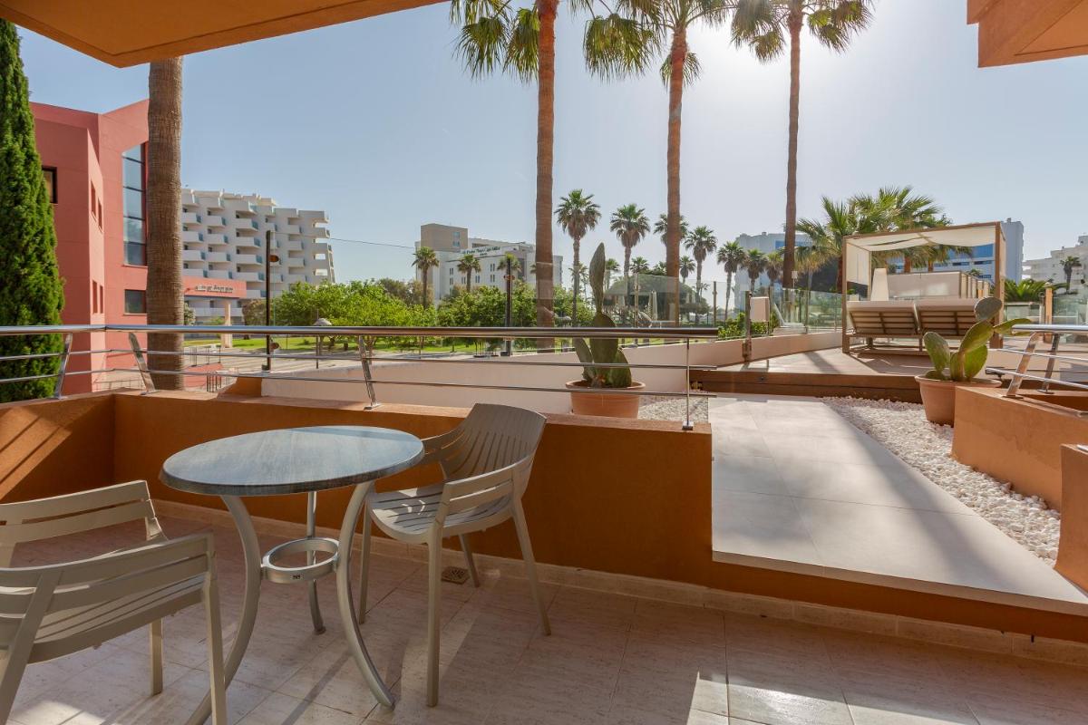 Un balcón o terraza de Marins Beach Club - Adults Only Hotel