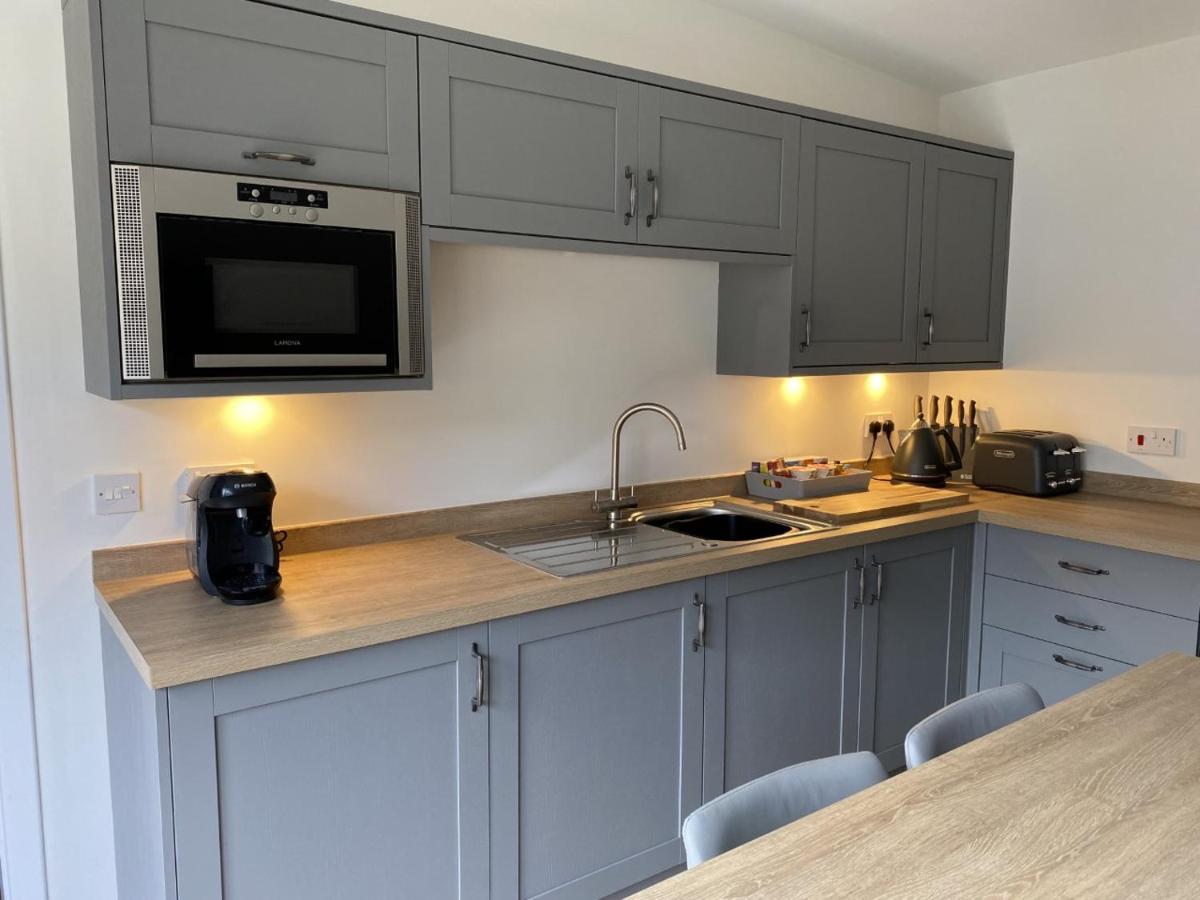 White Cottage - Cosy Holiday Cottage in Drymen, Loch Lomond & Trossachs - Housity