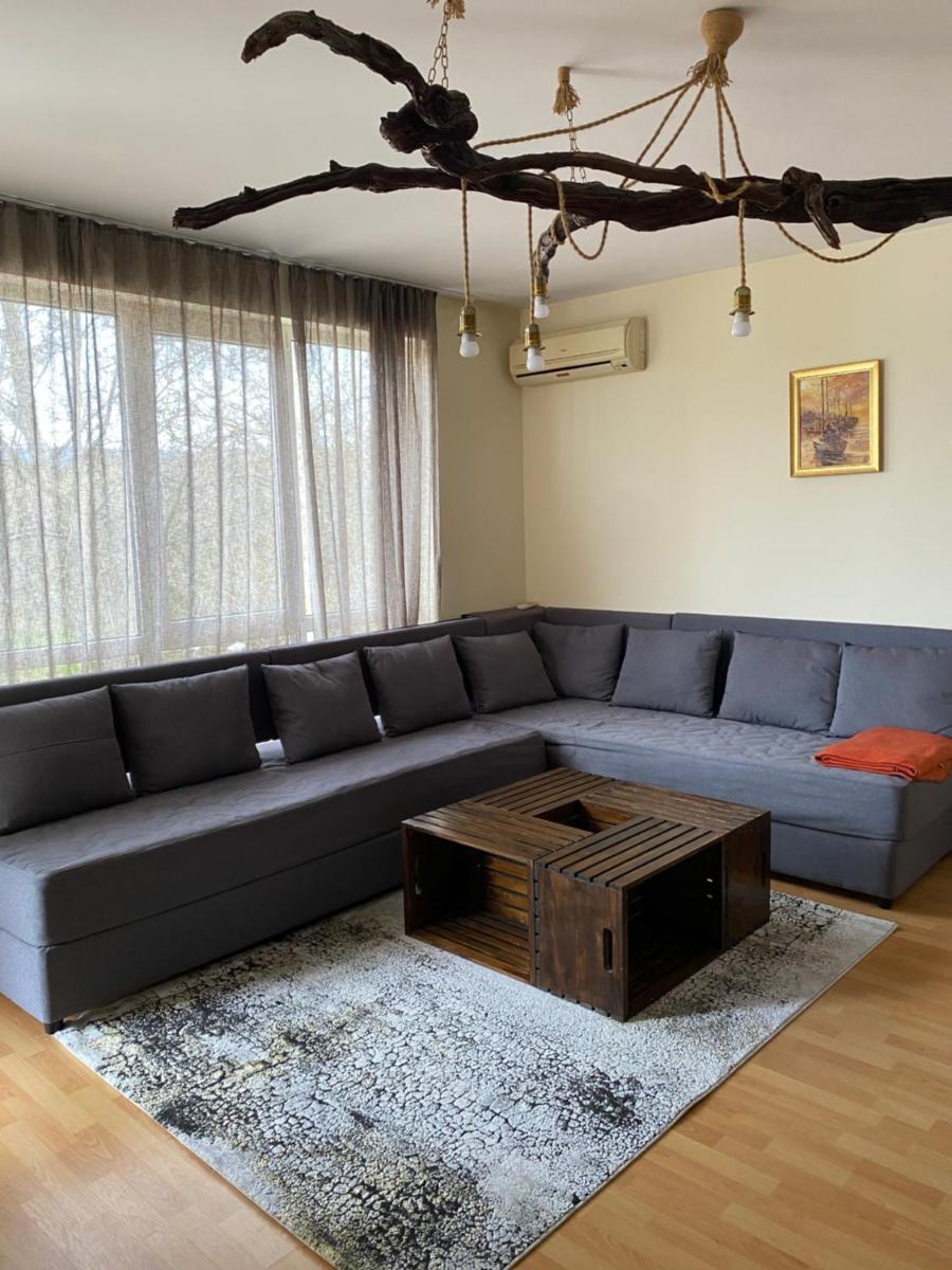 Friendship 42 Aparthotel GOLDEN AMOS - Housity