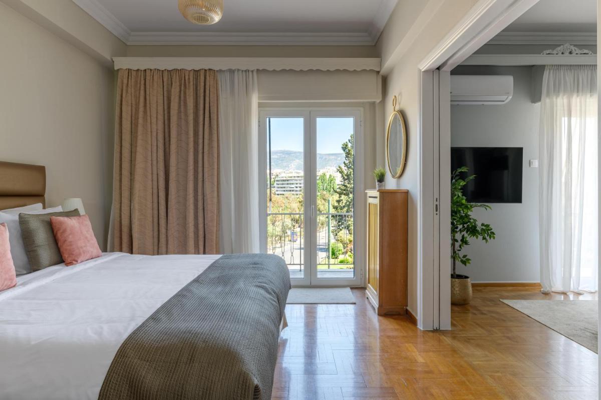 Aura Homes, Classic Apartment in Central Athens - Housity