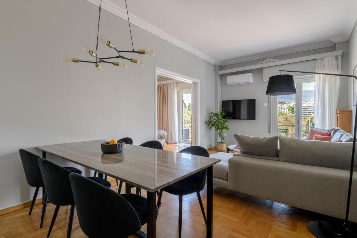 Aura Homes, Classic Apartment in Central Athens - Housity