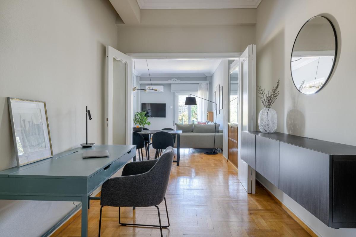 Aura Homes, Classic Apartment in Central Athens - Housity