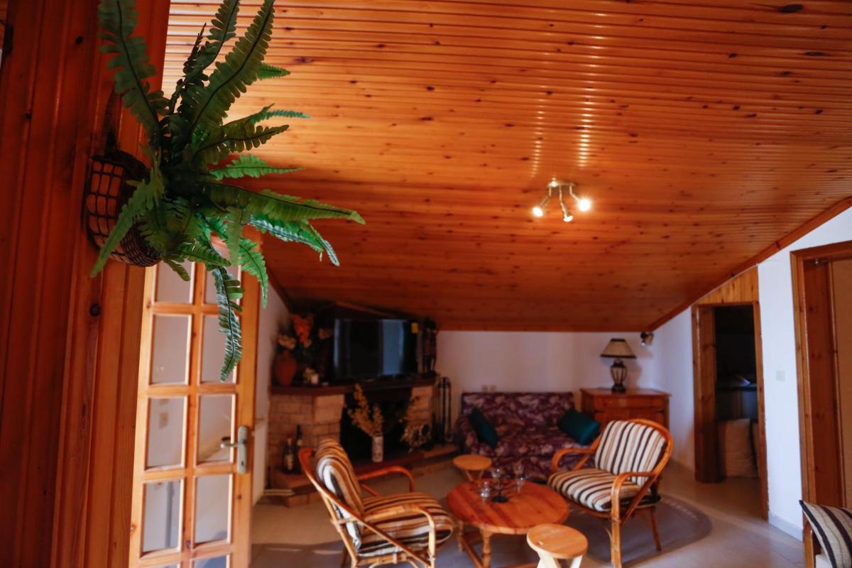 GK Houses #3 - Housity