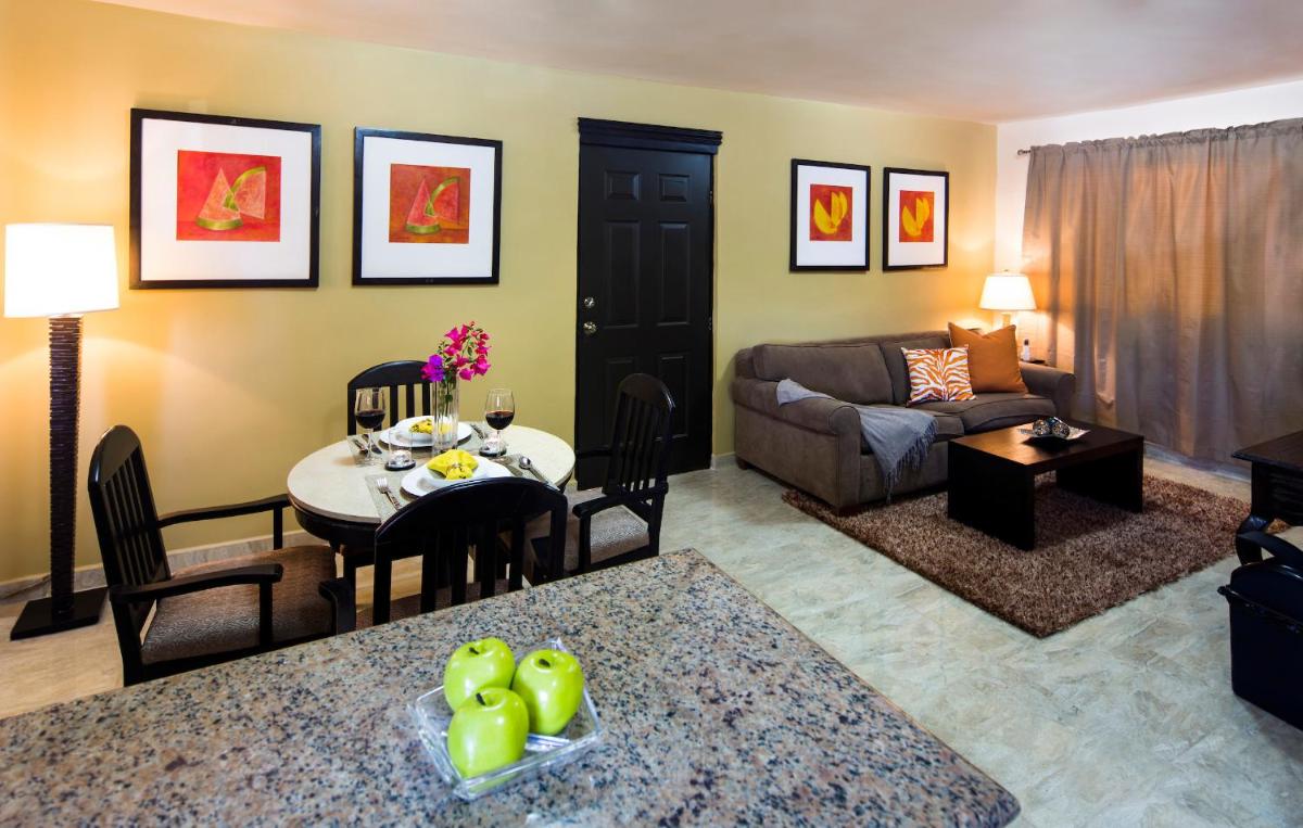 Coromuel Condo - Housity