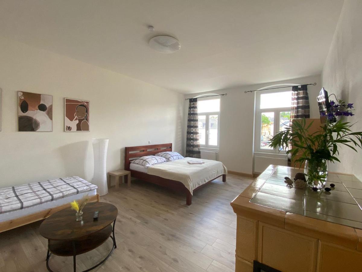 Pension Eberhart - Housity