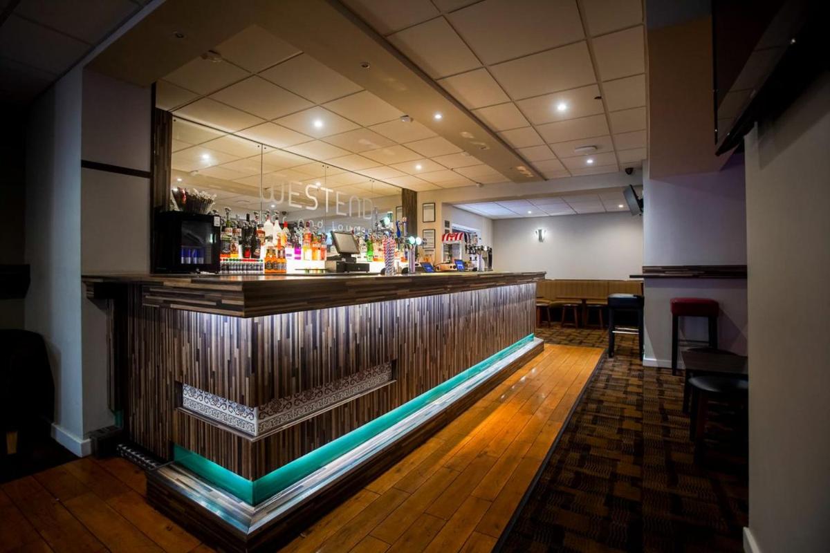 The Georgian Hollies Hotel - Housity