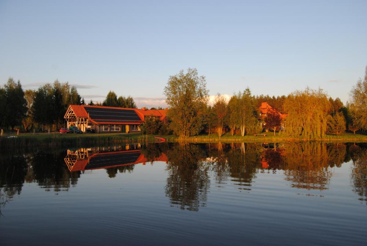 Siedlisko Konradówka - Housity