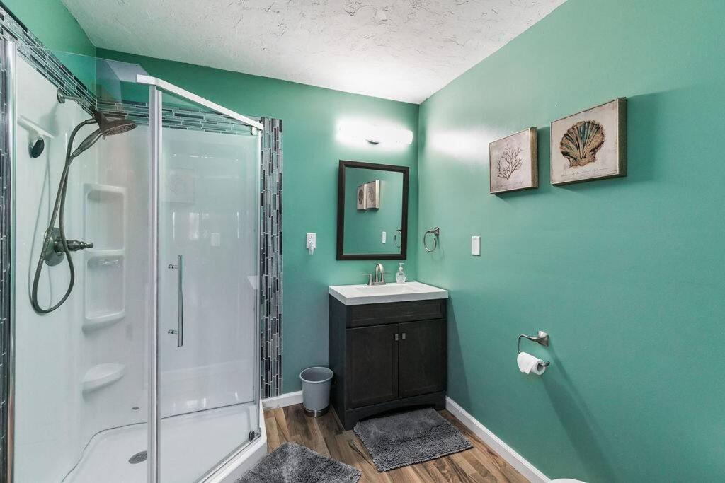 CanalSide Casa- Beautifully located - Housity