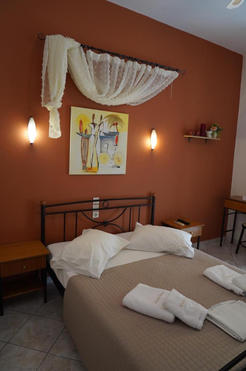 Drosia Studios - Λυμπερόπουλος - Housity