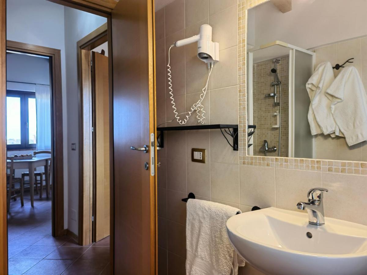La Corte degli Ulivi - Albergo Rurale - Housity