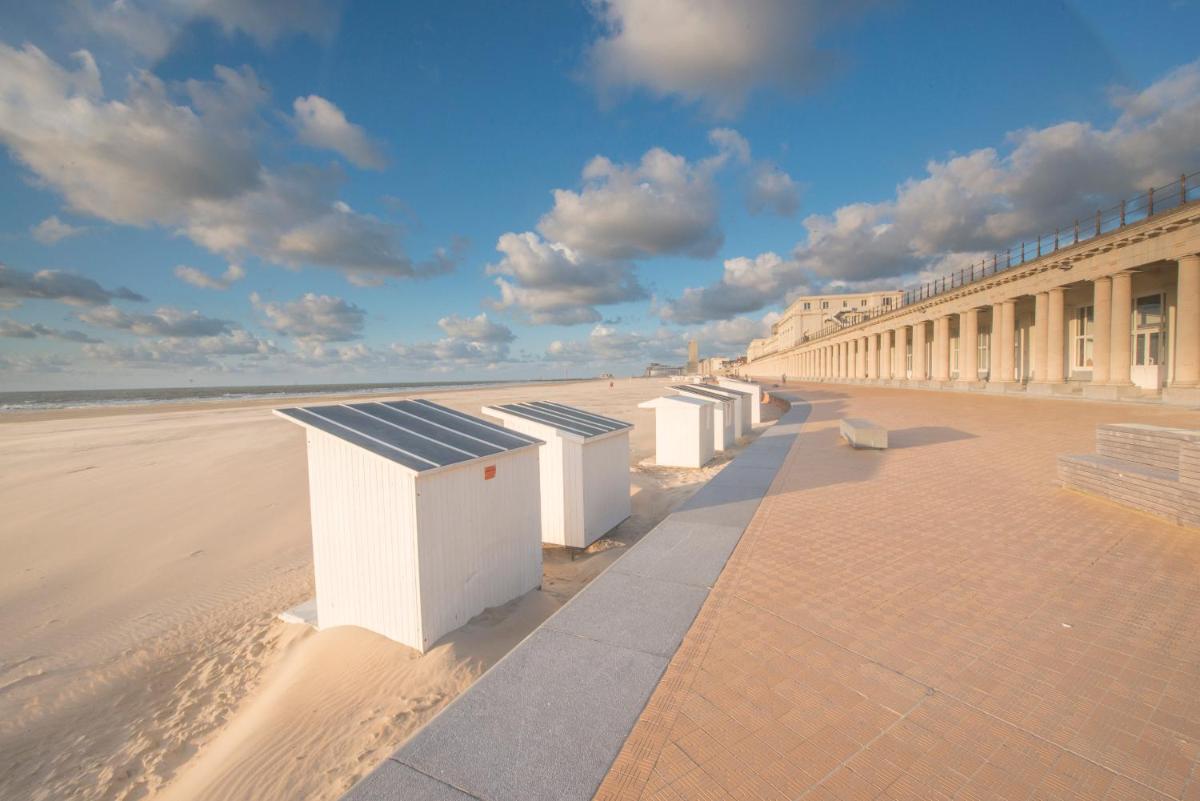 Angel by the Sea - Housity