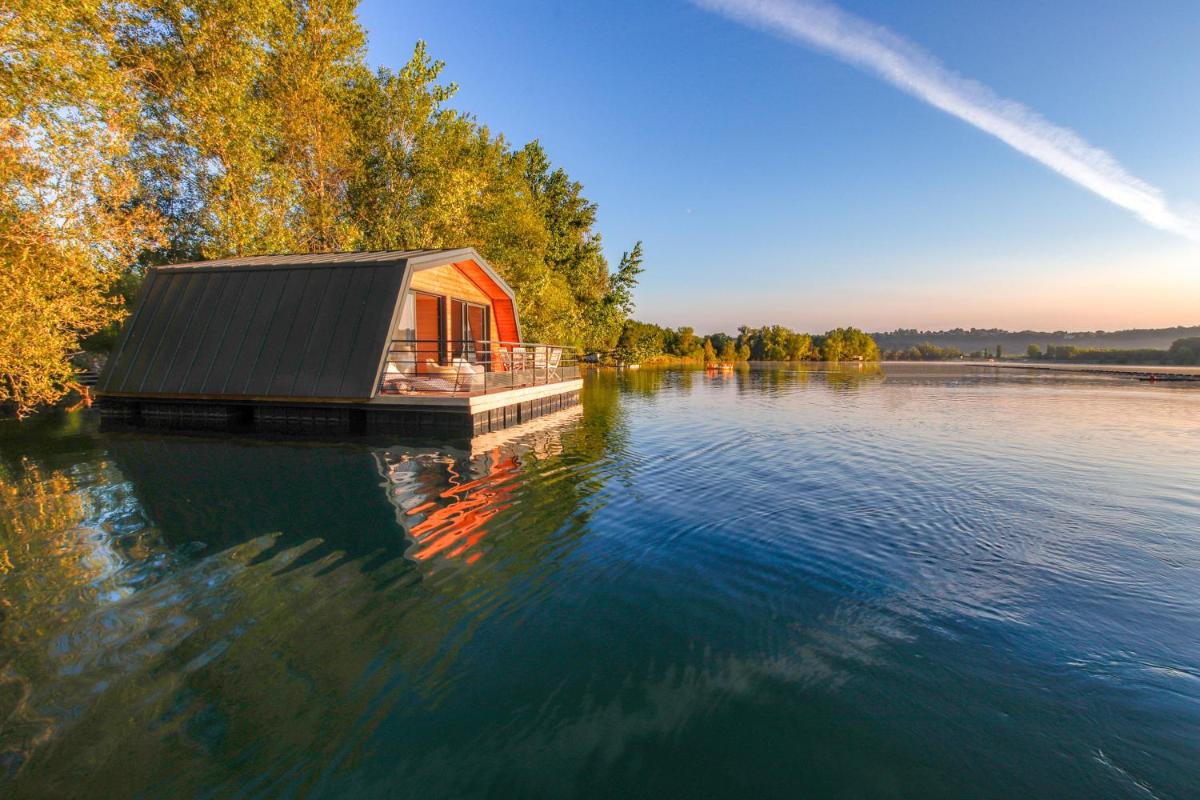 Maison flottante - Houseboat - Baurech Insolite - Housity
