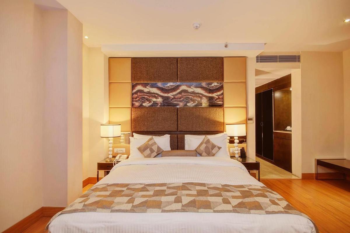 The Palm Spring a Boutique Hotel Naraina New Delhi - Housity
