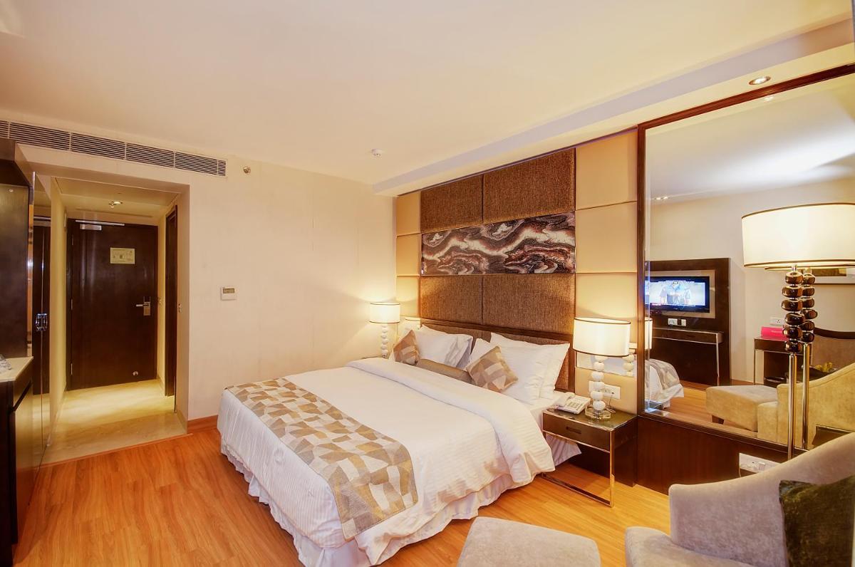 Suitetrails - The Palm Spring a Boutique Hotel Naraina New Delhi