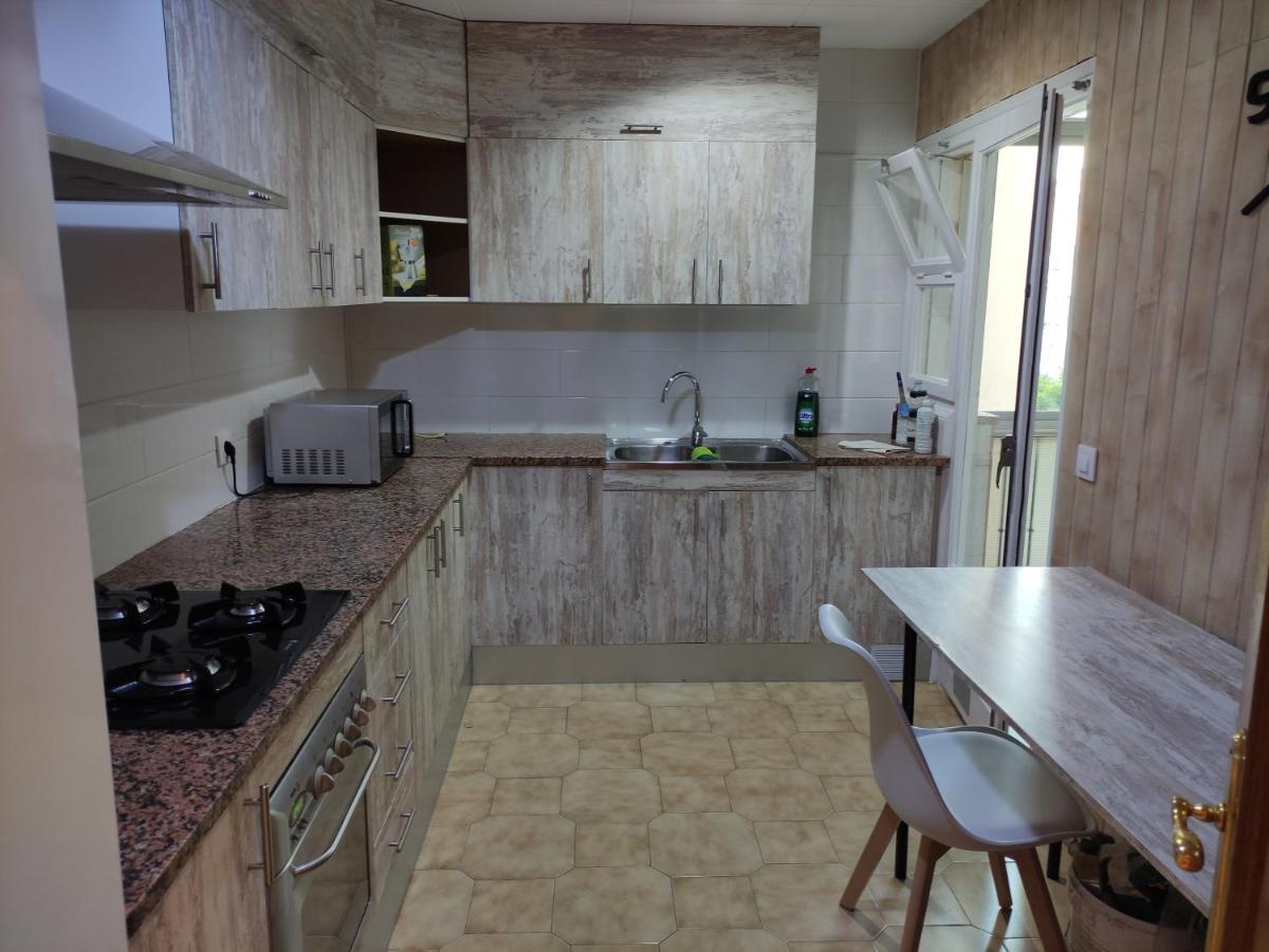 Piso de 4 habitaciones en el centro de Roses - Housity