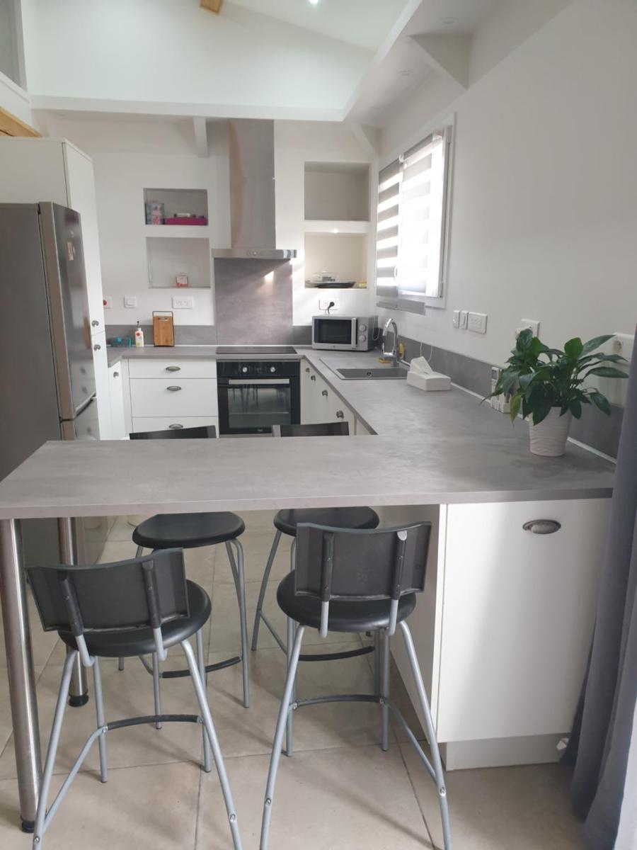 Petite maison meublée entre Avignon et Carpentras - Housity