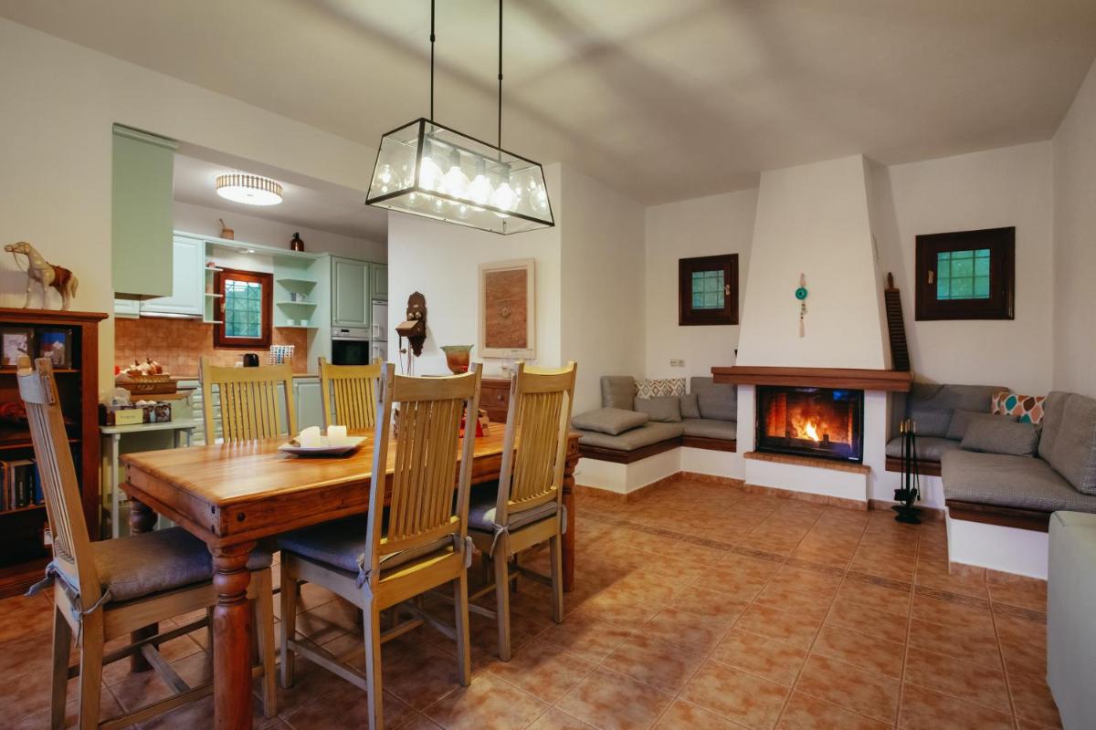 Βίλλα Φανούλα Villa Fanoula - Housity