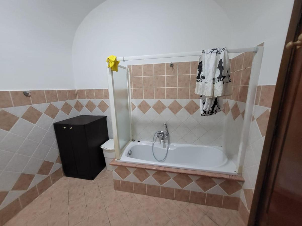 House Paradise - Housity