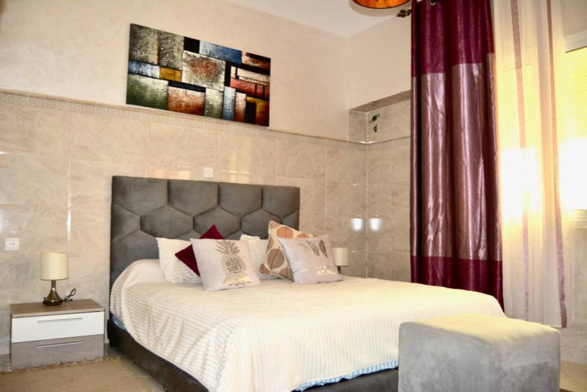 Cozy and Calm 2-bedroom apartment near downtown - Housity